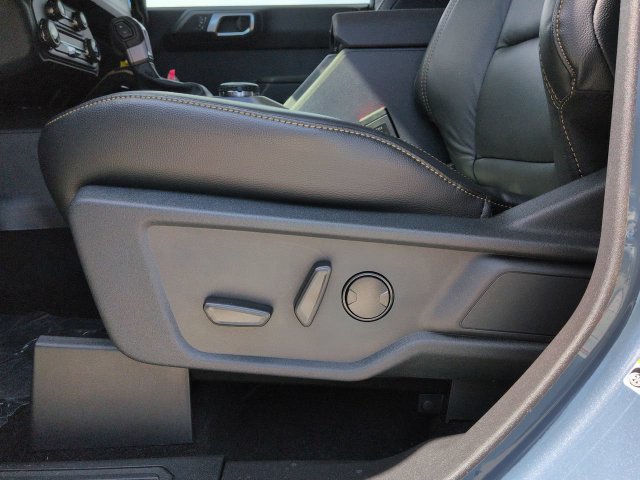 Used 2025 Ford Bronco Badlands AWD/4WD image 22
