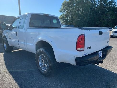 Used 2001 Ford F250 XLT image 3