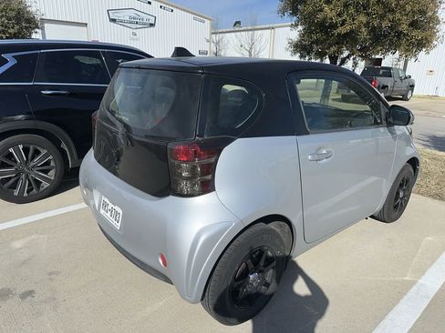 Used 2012 Scion iQ w/ Rear Speaker Pkg image 5