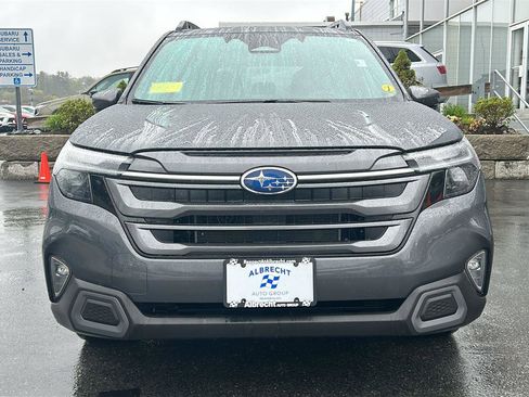 Certified 2025 Subaru Forester Limited AWD/4WD image 2