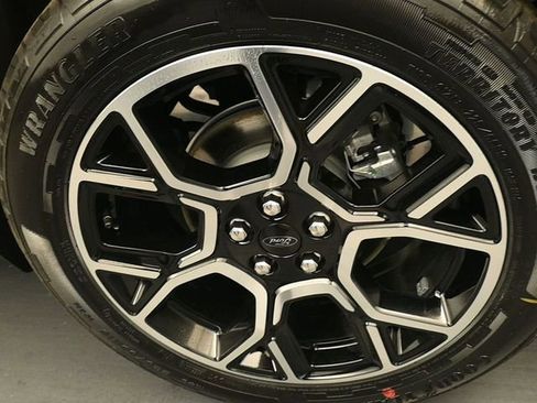 New 2026 Ford Maverick Lariat w/ 4K Tow Package image 9