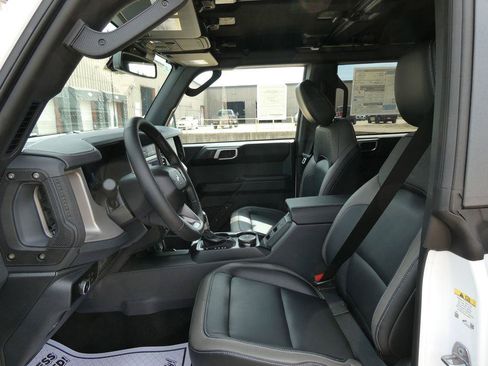 New 2026 Ford Bronco Outer Banks AWD/4WD image 16