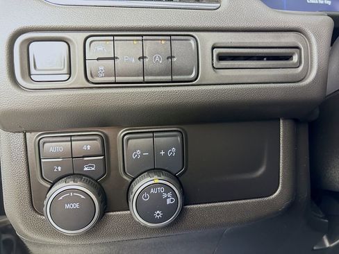 Certified 2023 Chevrolet Tahoe RST AWD/4WD image 12