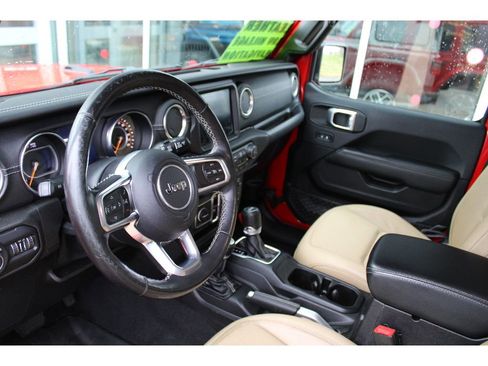 Used 2018 Jeep Wrangler Unlimited Sahara w/ Dual Top Group image 26