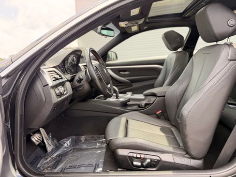 Used 2019 BMW 430i Coupe w/ Convenience Package RWD image 13