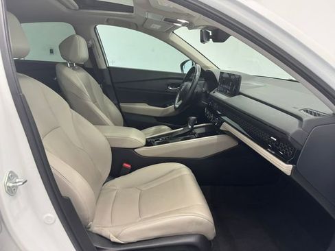 Used 2023 Honda Accord Touring image 16