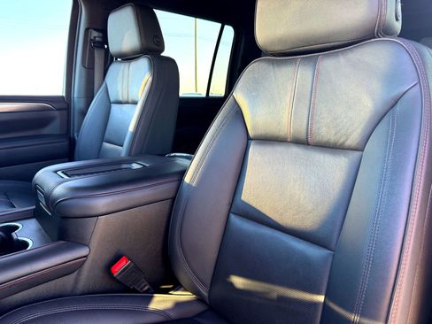 Used 2024 Chevrolet Suburban RST image 13