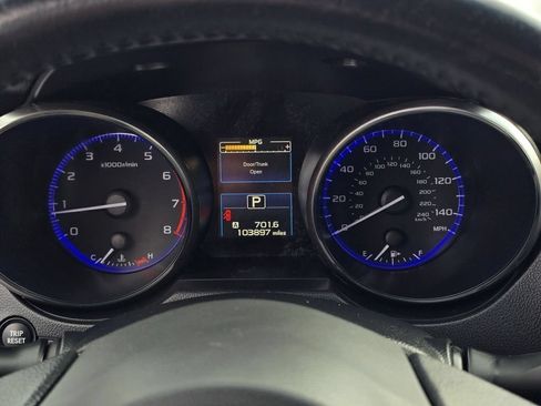 Used 2017 Subaru Legacy 2.5i Premium w/ Moonroof Package AWD/4WD image 14