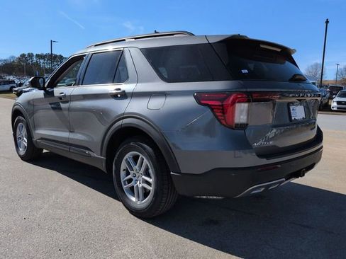 New 2026 Ford Explorer Active w/ Active Comfort Package image 6