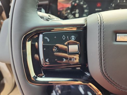 Used 2026 Land Rover Range Rover Velar Dynamic SE image 19