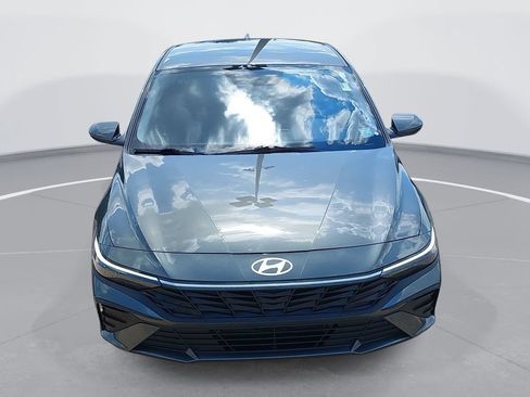 Certified 2025 Hyundai Elantra Hybrid FWD image 2