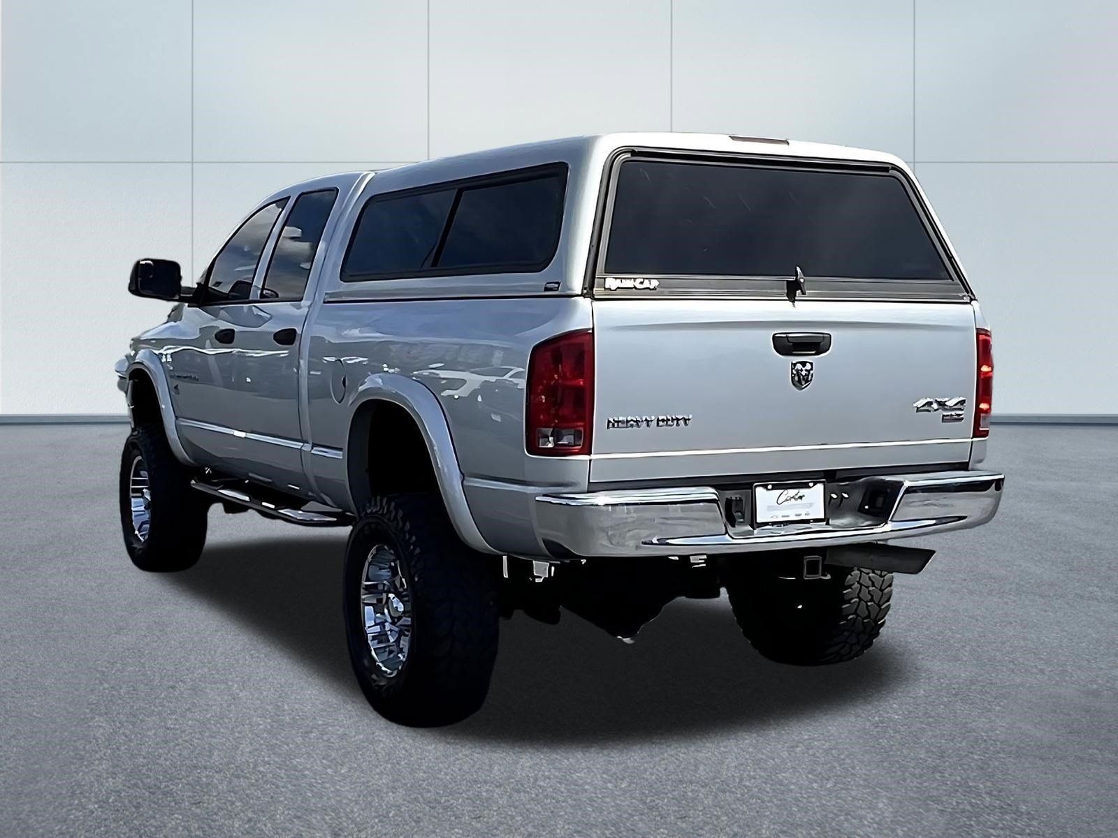 Used 2005 Dodge Ram 2500 Truck SLT w/ Trailer Tow Group AWD/4WD image 4