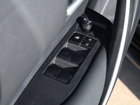 Used 2025 Toyota Corolla SE FWD image 23