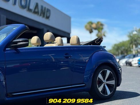 Used 2013 Volkswagen Beetle 2.0T FWD image 3