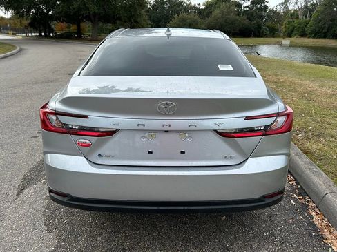 Certified 2025 Toyota Camry LE image 4