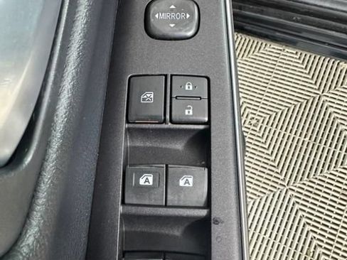 Used 2016 Toyota Camry LE FWD image 24