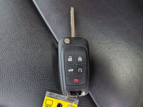 Used 2014 Chevrolet Malibu LT image 35