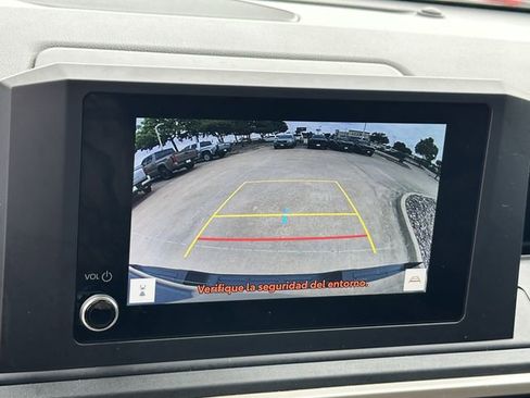 Used 2025 Toyota Tacoma SR image 18