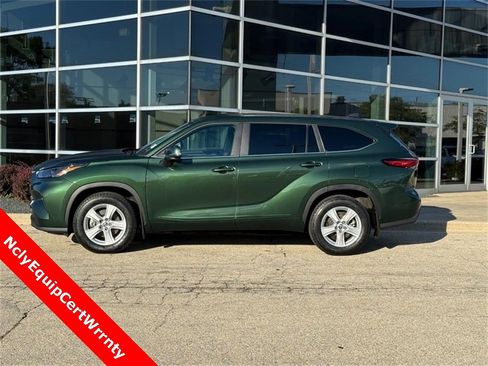Used 2023 Toyota Highlander L image 6