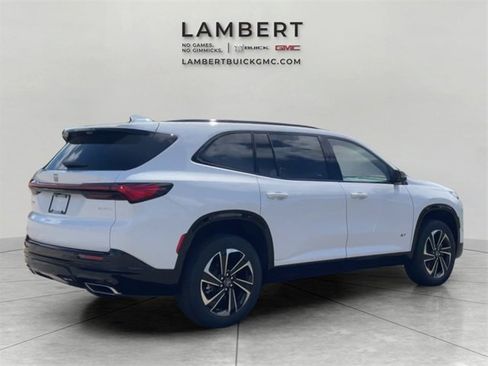 Used 2026 Buick Enclave Sport Touring w/ Power Package image 5