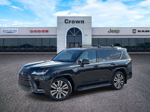 Used 2024 Lexus LX 600 4WD w/ Luxury Package image 1