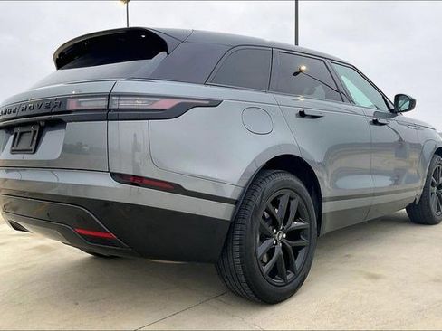 Used 2025 Land Rover Range Rover Velar Dynamic SE image 4