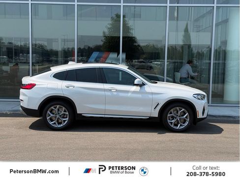 Used 2024 BMW X4 xDrive30i w/ Parking Assistance Package AWD/4WD image 6