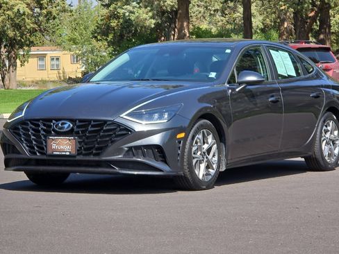 Used 2022 Hyundai Sonata SEL image 9