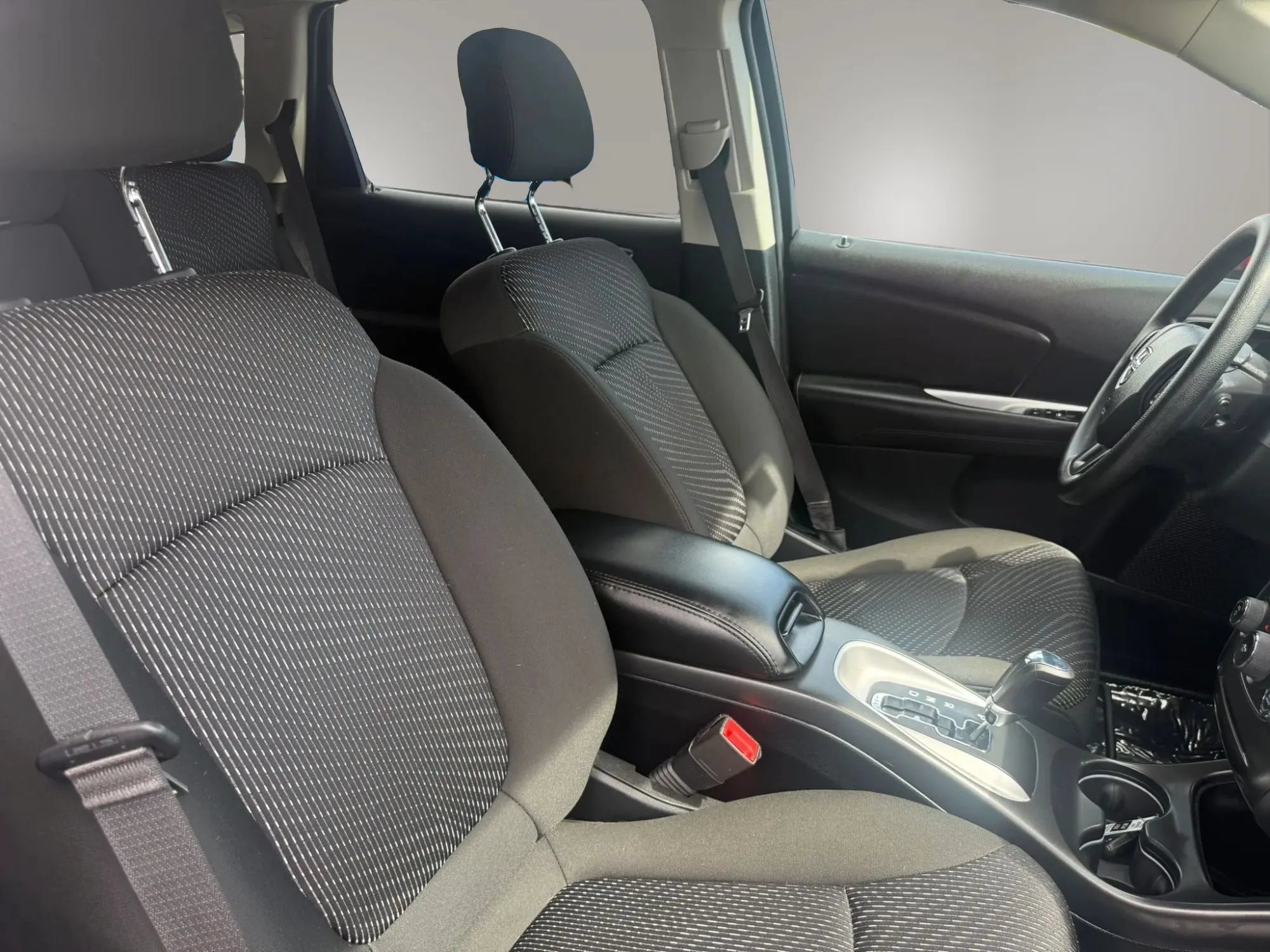 Used 2020 Dodge Journey SE w/ Blacktop Package FWD image 25