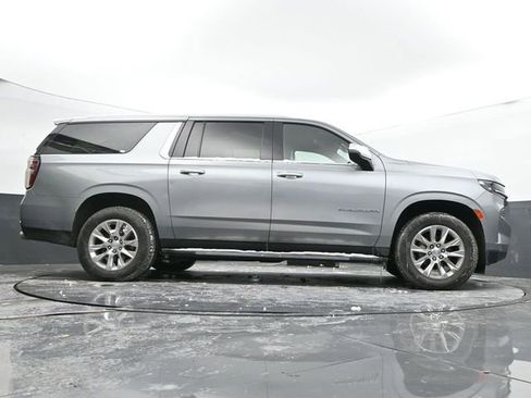 Used 2023 Chevrolet Suburban Premier image 56