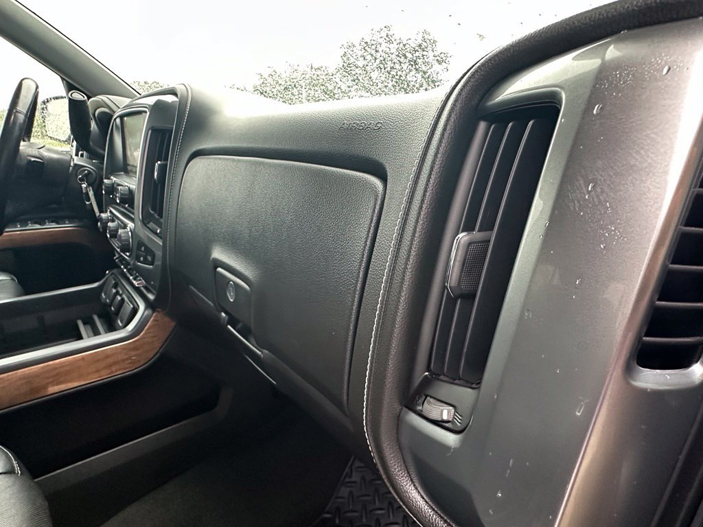 Used 2015 Chevrolet Silverado 1500 LTZ w/ Texas Edition, 1LZ Trim RWD image 13