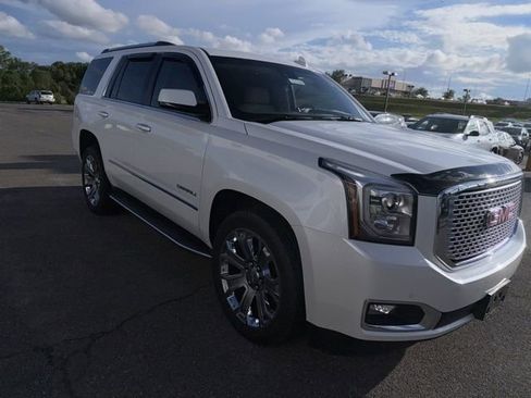 Used 2016 GMC Yukon Denali w/ Open Road Package AWD/4WD image 6