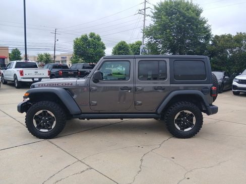 Used 2018 Jeep Wrangler Unlimited Rubicon AWD/4WD image 4