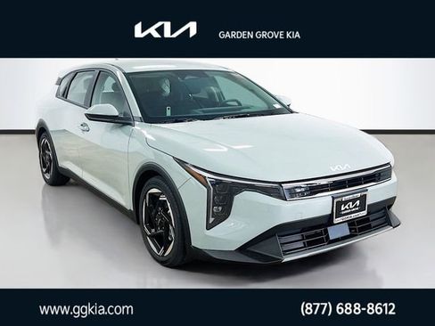 New 2026 Kia K4 GT-Line Turbo FWD image 1