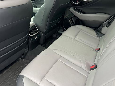 Used 2024 Subaru Outback Limited image 11