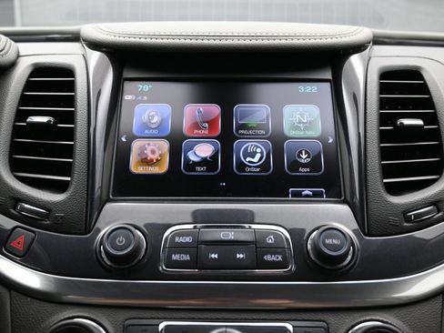 Used 2018 Chevrolet Impala LT FWD image 32