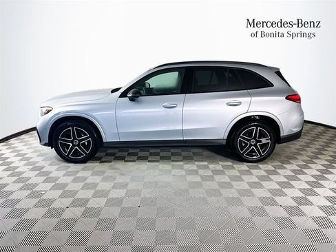 Used 2026 Mercedes-Benz GLC 300 image 4