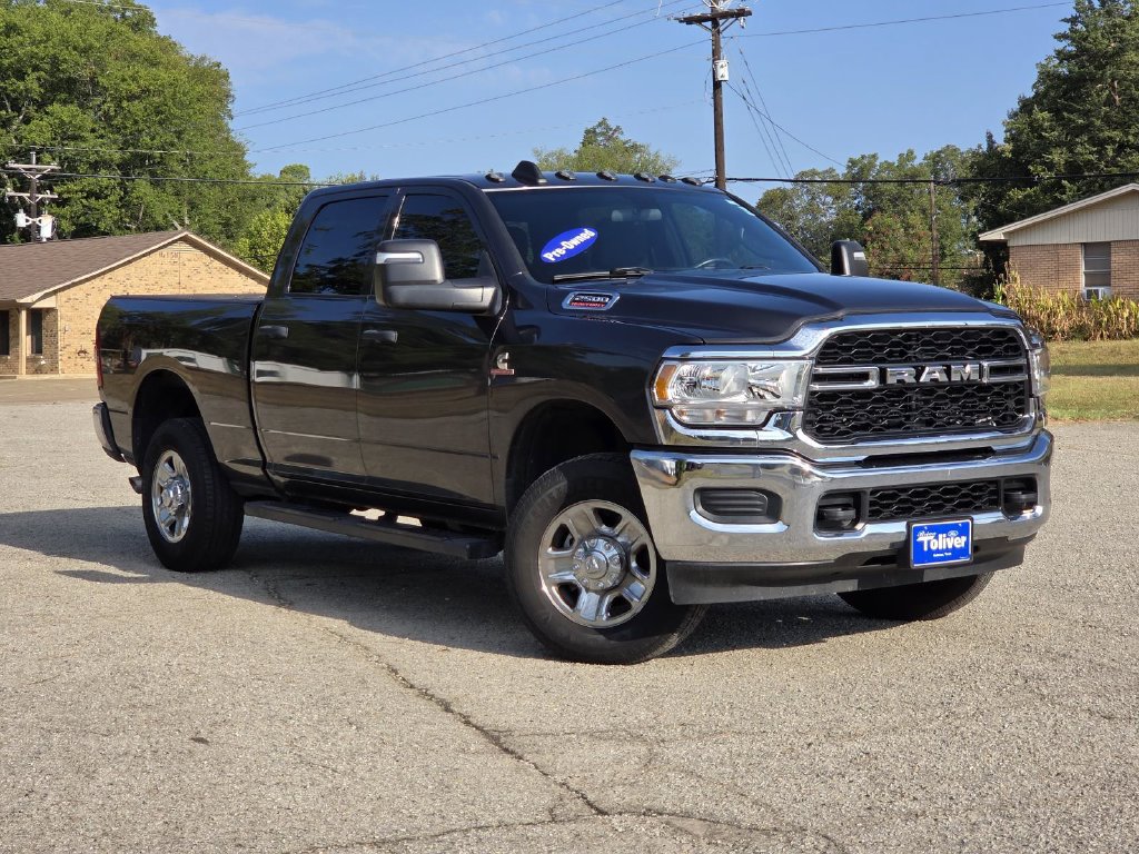 Used 2024 RAM 2500 Tradesman w/ Chrome Appearance Group AWD/4WD image 2