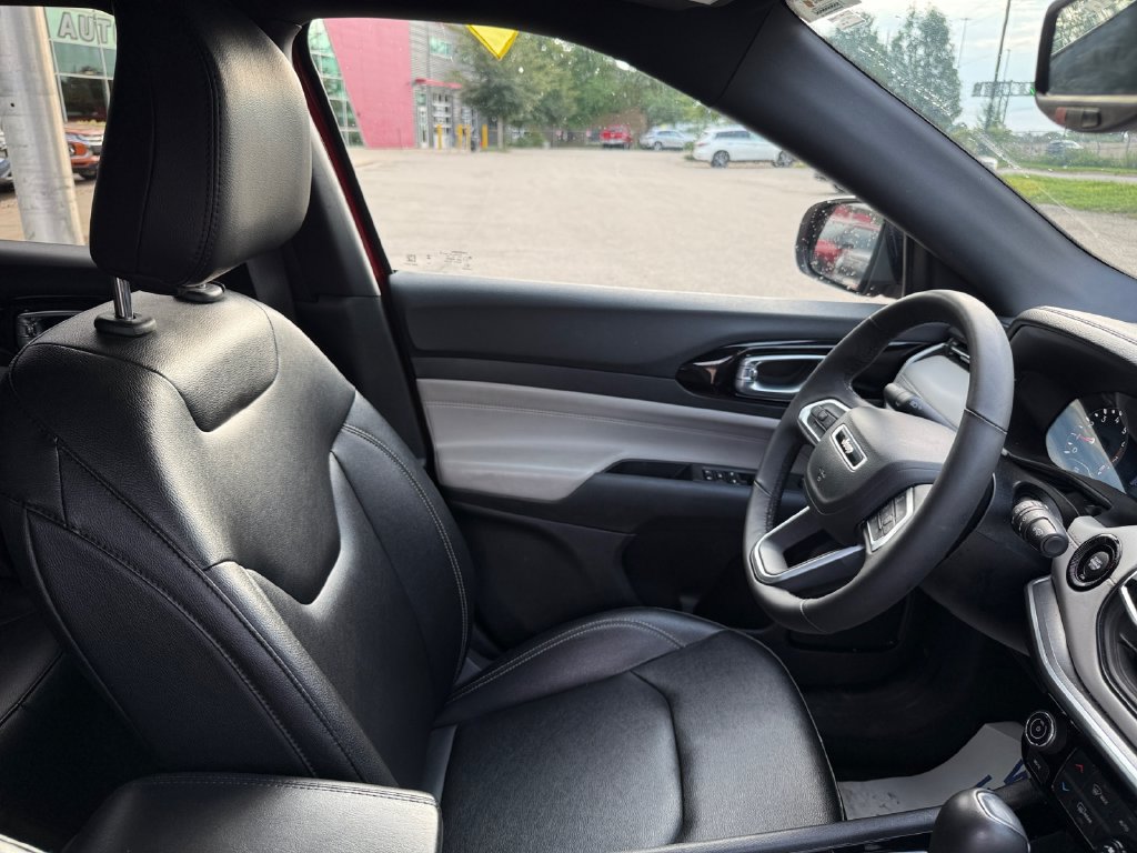 Used 2025 Jeep Compass Limited AWD/4WD image 51