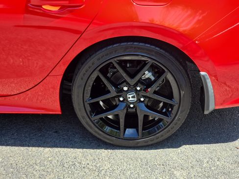 Certified 2024 Honda Civic Sport image 32