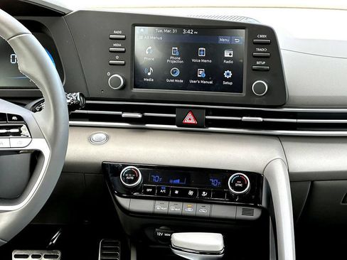 Used 2025 Hyundai Elantra Sport w/ Cargo Package FWD image 31