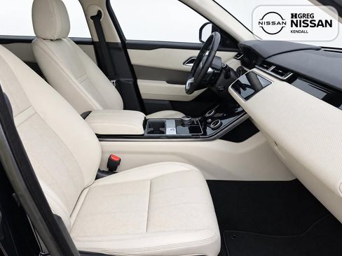 Used 2019 Land Rover Range Rover Velar S AWD/4WD image 8