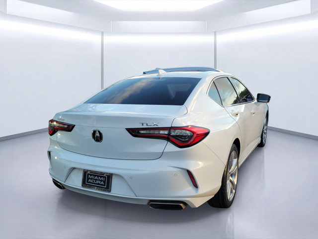 Used 2023 Acura TLX w/ Technology Package FWD image 4