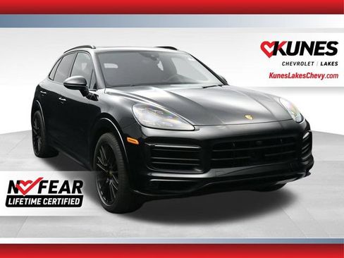 Used 2023 Porsche Cayenne GTS AWD/4WD image 1