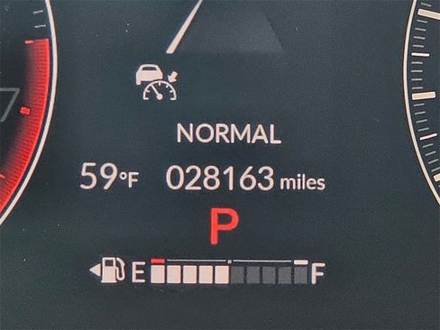 Used 2023 Honda Pilot Touring image 23