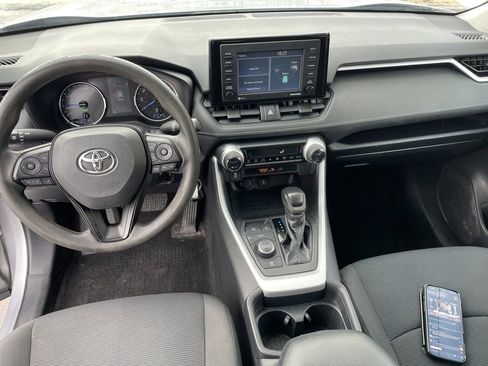 Certified 2020 Toyota RAV4 LE w/ All Weather Liner Package image 15