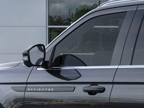New 2026 Lincoln Navigator Black Label AWD/4WD image 20