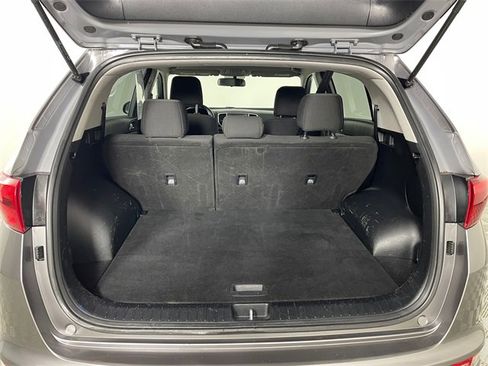 Used 2018 Kia Sportage LX image 18