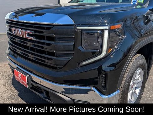Used 2023 GMC Sierra 1500 Pro w/ Pro Value Package AWD/4WD image 10