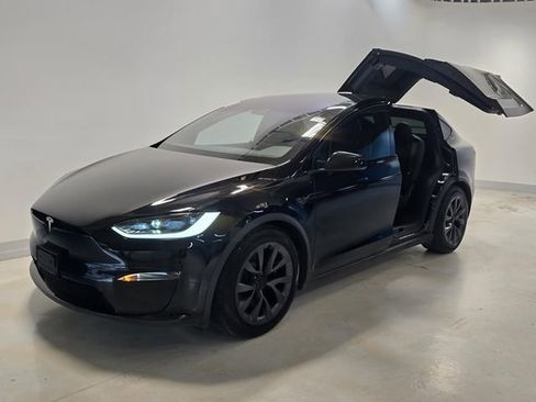 Used 2024 Tesla Model X AWD/4WD image 8